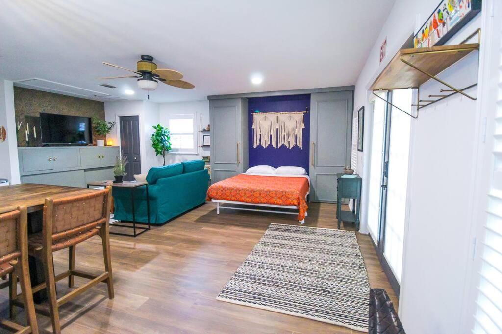 The Mini Moody - Luxurious Home Recently Renovated Close To Beach & Downtown Сейнт-Огастін Екстер'єр фото